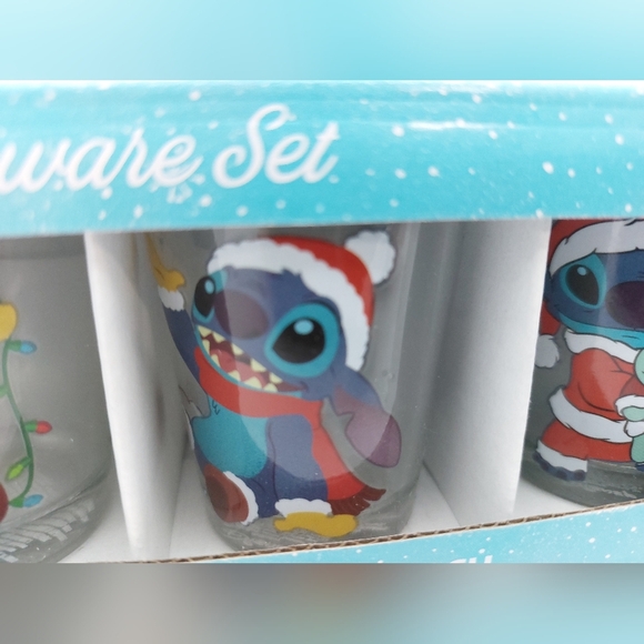 Set of 4 1.5oz Disney Christmas Stitch Shot Glass Drinkware Set - Picture 4 of 6